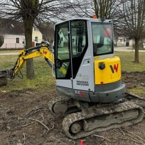 foto 3t minibagr Wacker Neuson EZ26